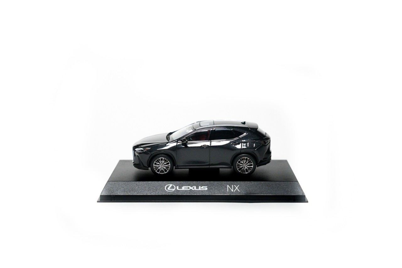 modellino-lexus-nx