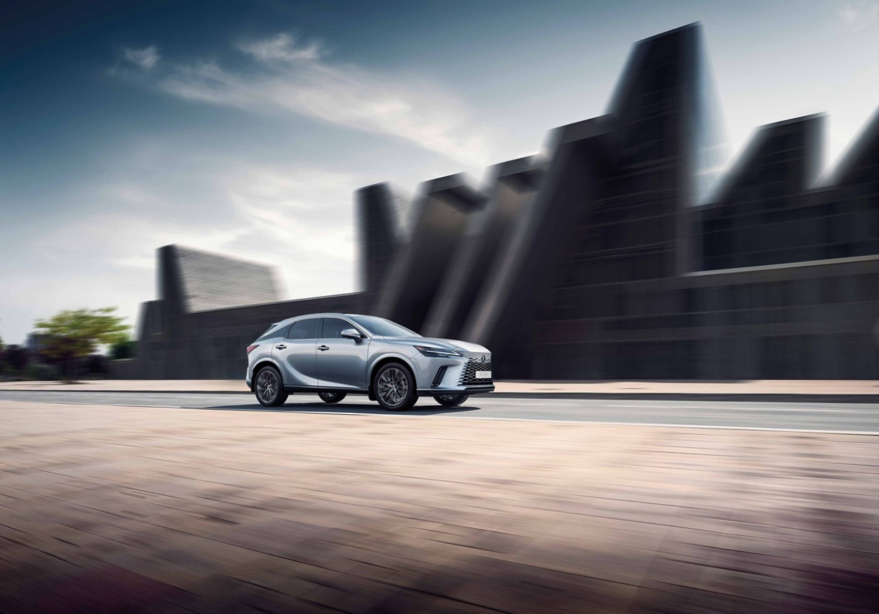 PREMIUM HYBRID ELECTRIC