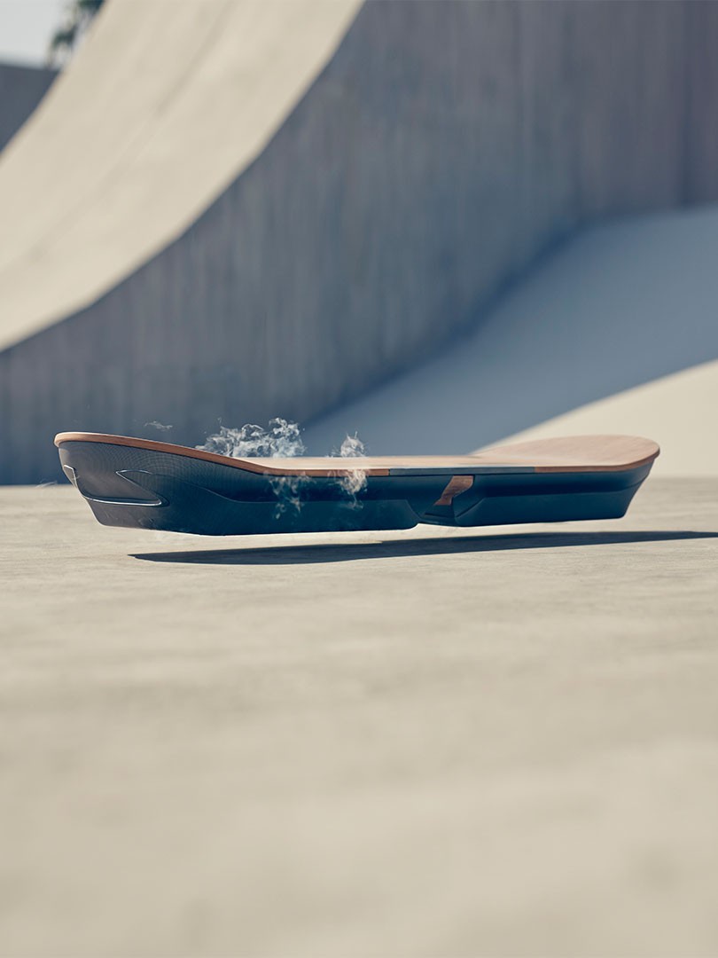 2019-lexus-brand-slide-hoverboard-810x1080_tcm-3162-1582164