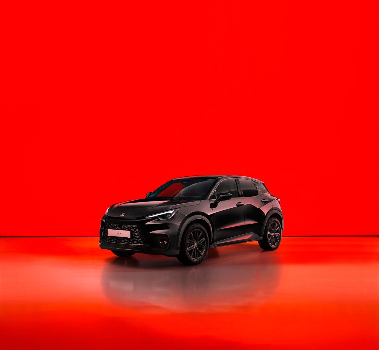 Il nuovo Lexus LBX Vibrant Edition | Lexus Italia