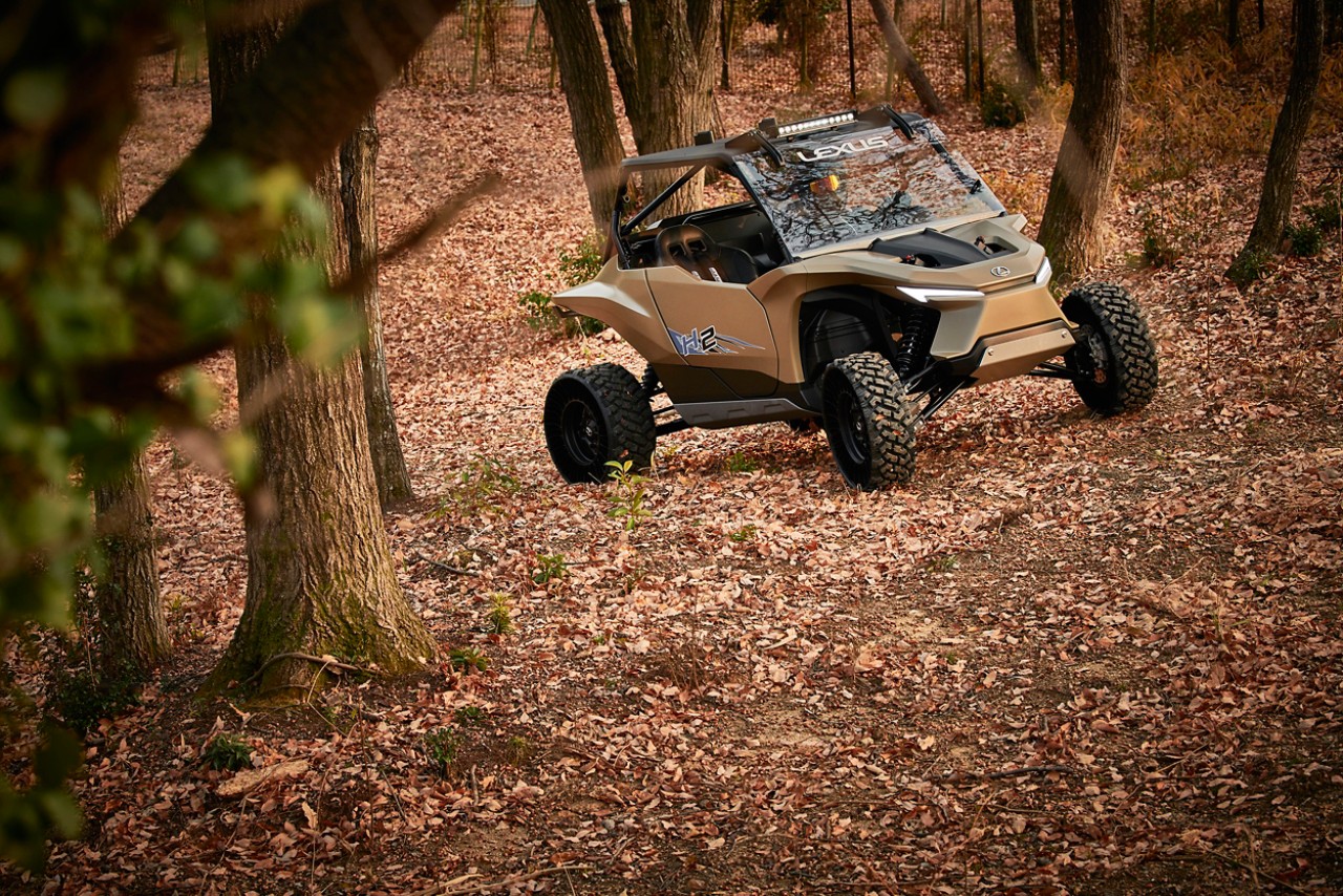 tokyooutdoorshow2023-lexusrov205