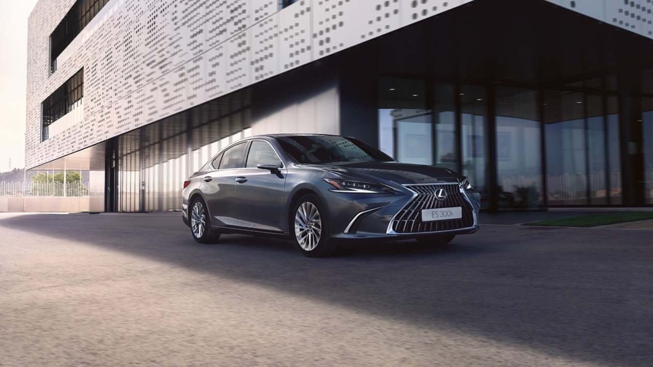 2022-lexus-es-gallery-exterior-4-1920x1080