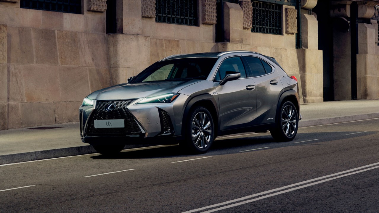 LEXUS UX